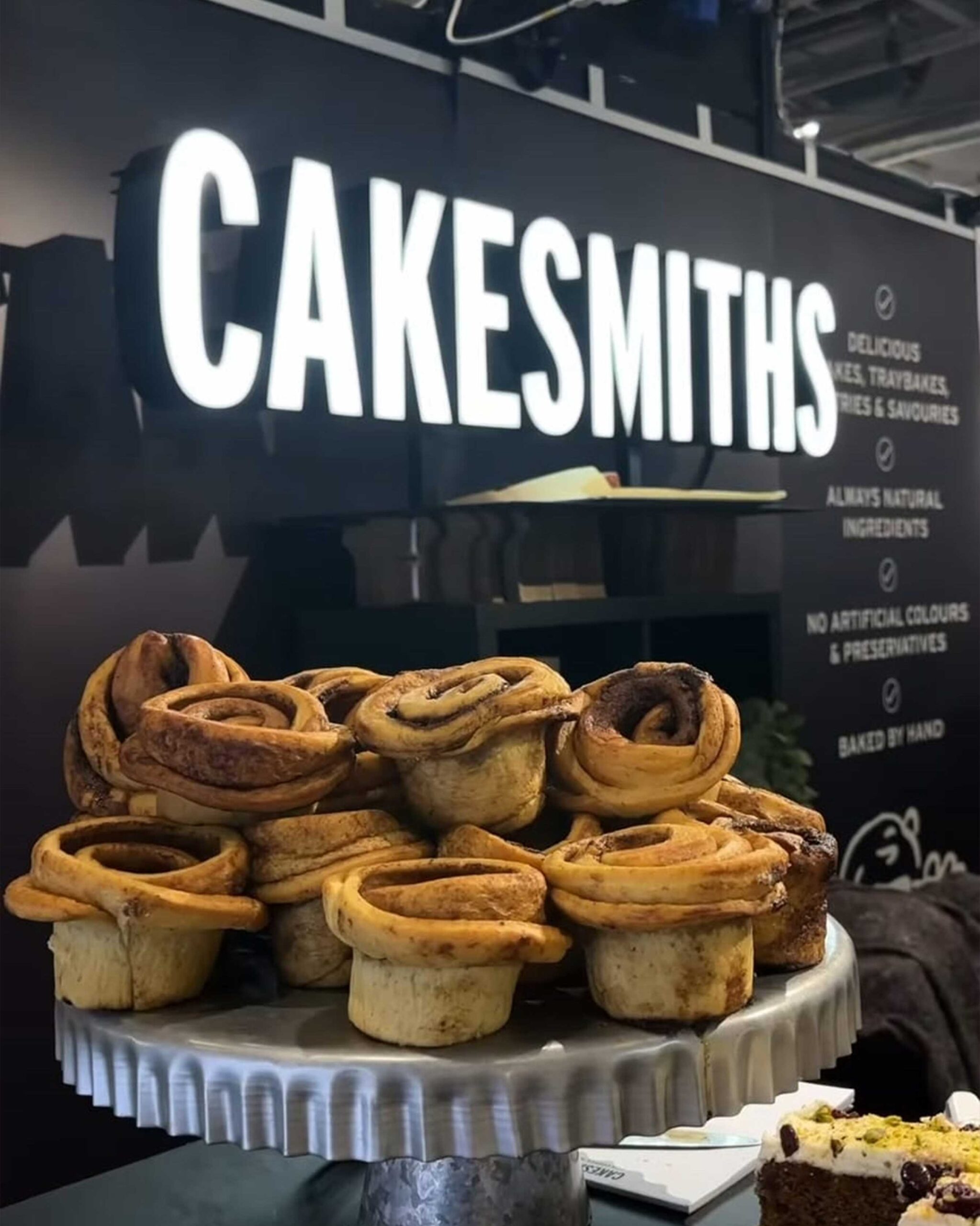 Studio-Exon-Cakesmiths-Tradeshow-Illuminated-Sign